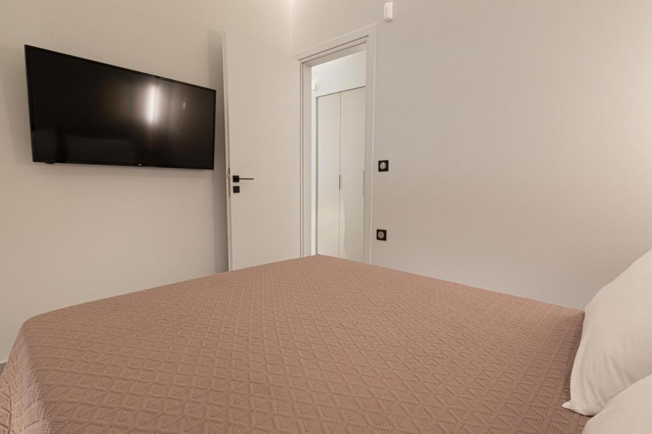 Billmar Luxury Apartment In The Center Of Gythio Eksteriør billede